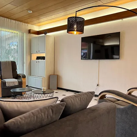 Barrierefreies Mit Garten Bei Koeln Nyaraló *