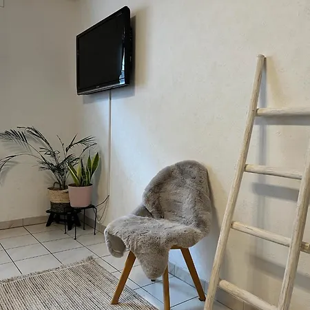 Barrierefreies Mit Garten Bei Koeln 別荘