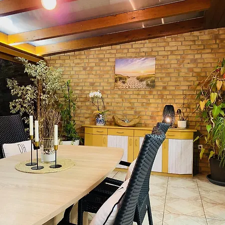 Barrierefreies Mit Garten Bei Koeln Σπίτι διακοπών *