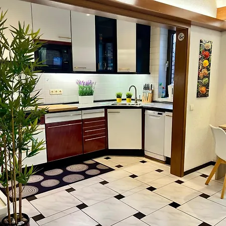 Barrierefreies Mit Garten Bei Koeln *