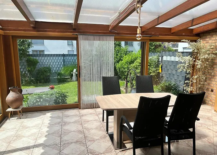 度假居 Barrierefreies Mit Garten Bei Koeln 胡尔特