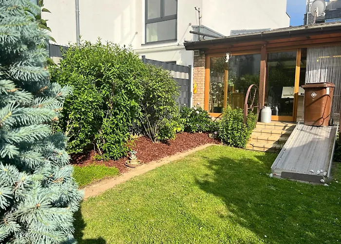 Barrierefreies Mit Garten Bei Koeln Feriehus Hürth