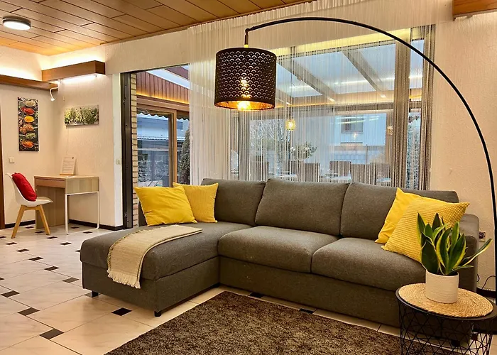 Barrierefreies Mit Garten Bei Koeln 度假居 胡尔特