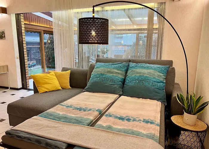 Barrierefreies Mit Garten Bei Koeln 度假居 胡尔特